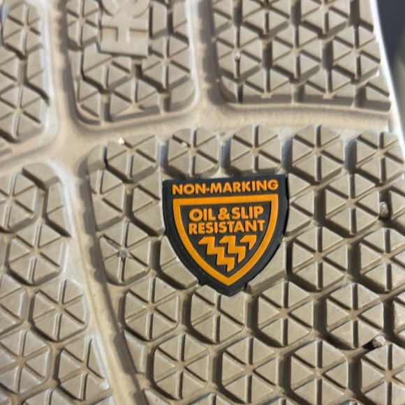 Hoka Kids Light Gray Sneakers - Picture 8 of 8